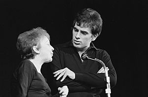 Archivo:Édith Piaf & Theo Sarapo 914-6437