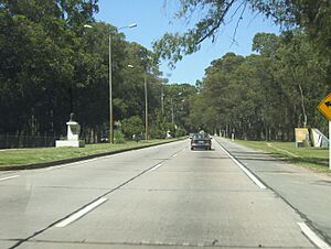 Archivo:Av de las Américas-Ciudad de la Costa