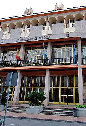 Archivo:Ayuntamiento de Córdoba