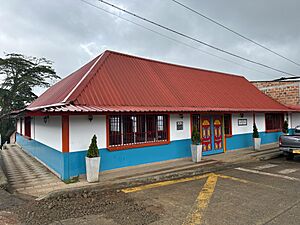 Archivo:Casa de la Cultura Octavio