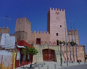 Archivo:Castillo de Bétera