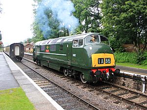 Archivo:Crowcombe 832 light engine to Bishops Lydeard