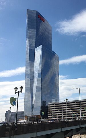 Archivo:FMCTower
