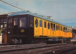 Archivo:FerrocarrilMetropolitaTransversal