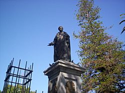 Archivo:Fray Justa Santa María de Oro statue San Juan Argentina (EagLau--2008)