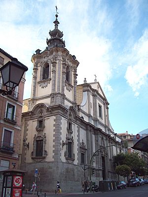 Archivo:Iglesia de Nuestra Señora de Montserrat (Madrid) 03