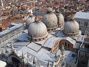 Archivo:Image-Aerial St Mark Venice