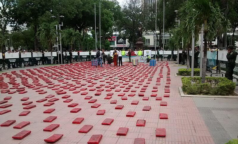 Incautación Ponal Col