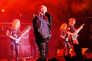 Archivo:Judas Priest 2799-2010-30-01