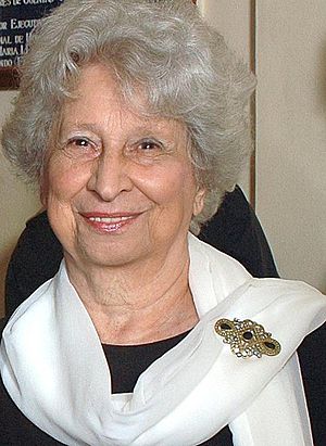 Julia Constenla (1927-2011).jpg