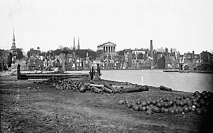 Archivo:Richmond Civil War ruins