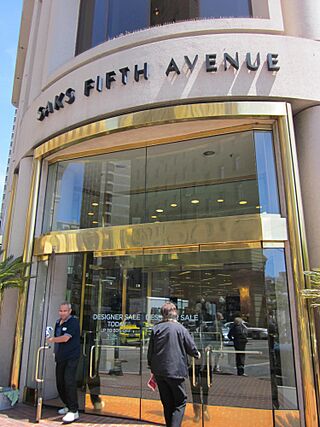 Saks Fifth Avenue SF main entrance.JPG