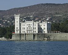 Archivo:Schloss miramare