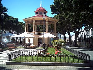Archivo:Tenerife-LosSilos-SQ