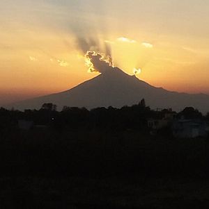 Archivo:Volcán Popocatepetl