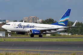 Yakutia Airlines, VQ-BLS, Boeing 737-76Q (15836134933).jpg