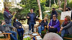 Archivo:מפגש מפגינים עם איימן עודה בביתו בחיפה ביום שישי ה-2 באפריל 2021 (1)