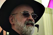 Archivo:10TerryPratchett02
