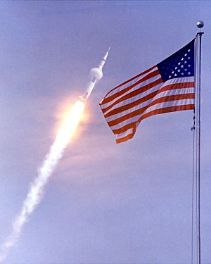 Archivo:Apollo 11 launch