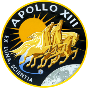 Archivo:Apollo 13-insignia