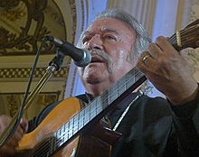 Cesar Isella - Casa Rosada - govar-110708 (2).jpg