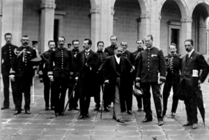Archivo:Francisco I. Madero y José María Pino Suárez visitan el Colegio Militar con Felipe Ángeles al frente