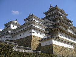Archivo:Himeji Castle 01s2048
