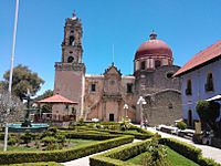 Archivo:Iglesia de Mineral Del Chico