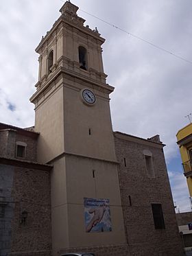 Iglesia de la Natividad de Almassora 02.JPG