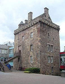 Archivo:Merchiston Tower, Edinburgh