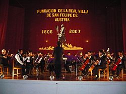 Archivo:Orquesta Sinfónica de Oruro