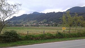 Archivo:Paisaje rural Tabio