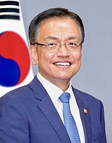 President Choi Sang-mok.jpg
