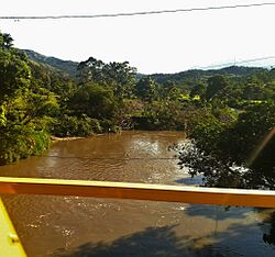 Puente Gabino, carretera a Gómez Plata.jpg