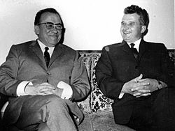 Archivo:Santiago Carilio & Nicolae Ceausescu