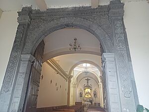 Archivo:Templo de la virgen de la soledad complejo exconventual de San José de Gracia Orizaba