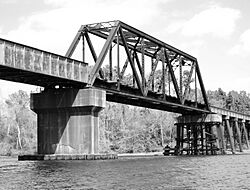 Through Truss Railroad Bridge, San Jacinto River, Crosby, Texas 0312111352BW (5523453005).jpg