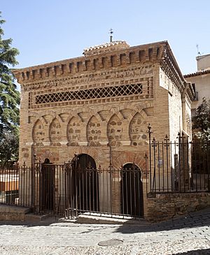 Archivo:Toledo, La mezquita de Bab al-Mardum-PM 65617