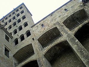 Archivo:Torre Palau Reial