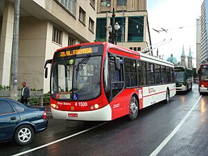 Archivo:Trolleybus Low Floor 4 1500 - Sao Paulo, Brazil