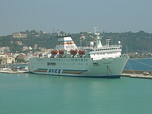 Archivo:Ugo Foscolo Ship