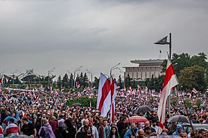 Archivo:2020 Belarusian protests — Minsk, 6 September p0087