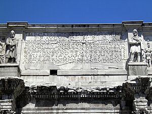 Archivo:Arch of Constantine, Inscription on South side, Rome (8130462845)