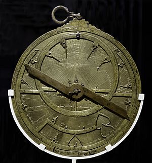 Archivo:Astrolabio (16787706916)