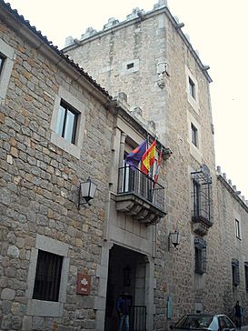 Avila - Palacio de Juan de Henao (Parador de Turismo) 2.jpg