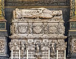 Archivo:Barcelona Cathedral Interior - Sepulcre de Sant Oleguer - Pere Sanglada 1406