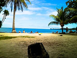 Archivo:Beach in Izabal, Guatemala