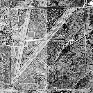 Douglas Municipal Airport AZ - 8 Oct 1996.jpg
