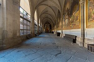 Archivo:FP Toledo Cathedral 2025 - Cloister