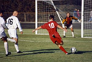 Archivo:Football in Bloomington, Indiana, 1996